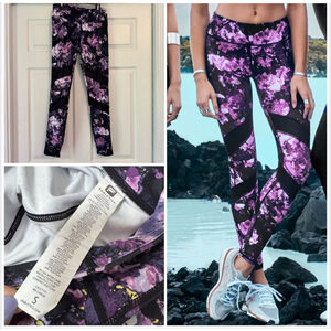 Women's Fabletics Faviola PowerHold Leggings Size S Purple Orchid Floral Print